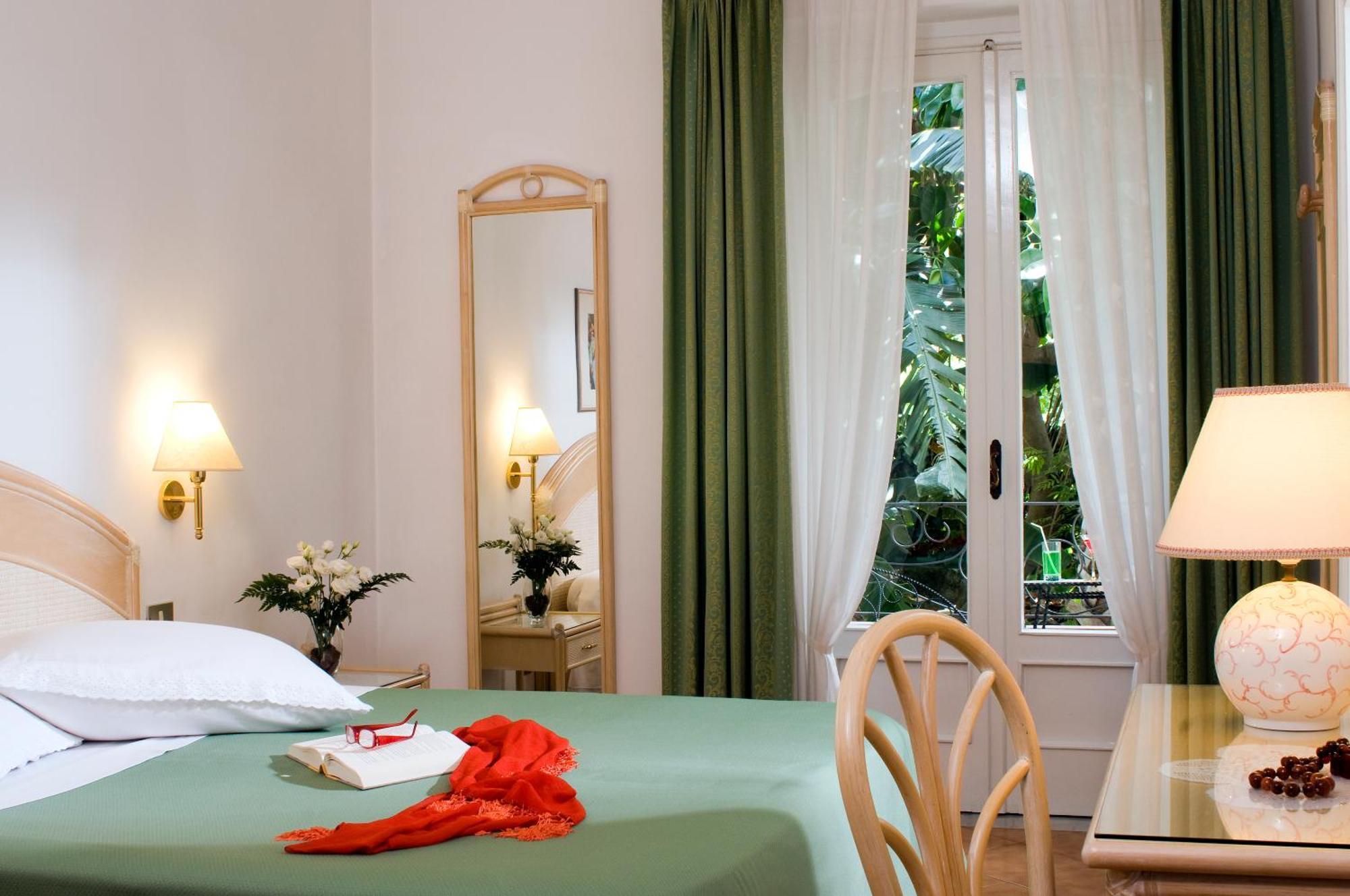 Hotel Villa Angelica Lacco Ameno  Екстериор снимка
